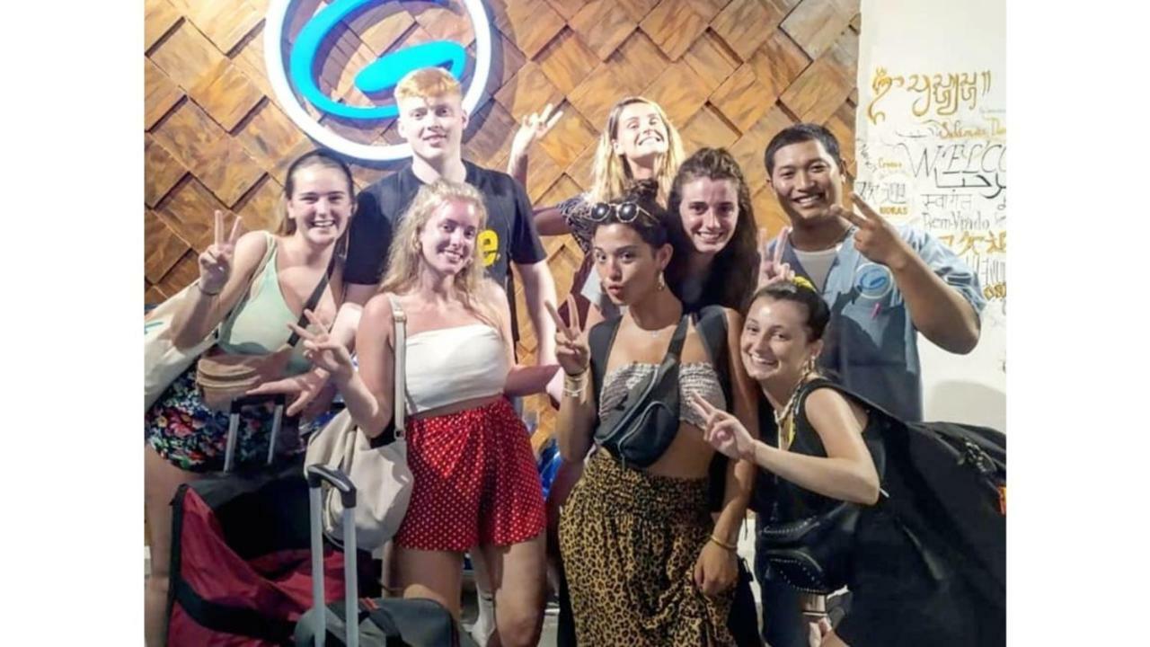 D'Gobers Hostel Seminyak By Gumilang Hospitality ภายนอก รูปภาพ