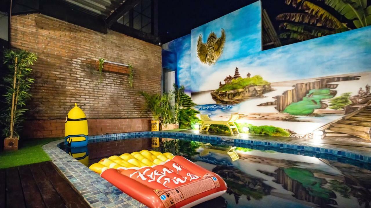 D'Gobers Hostel Seminyak By Gumilang Hospitality ภายนอก รูปภาพ