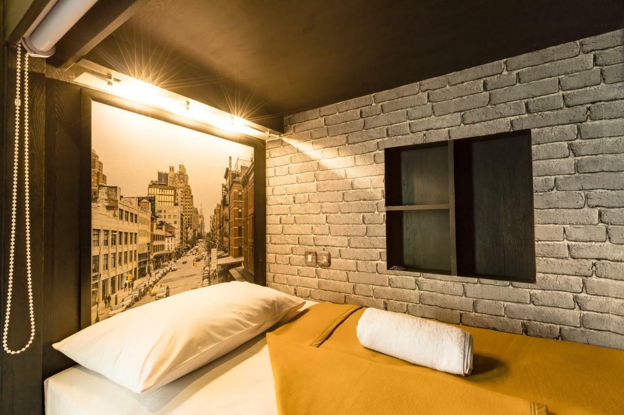 D'Gobers Hostel Seminyak By Gumilang Hospitality ภายนอก รูปภาพ