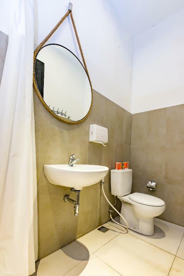 D'Gobers Hostel Seminyak By Gumilang Hospitality ภายนอก รูปภาพ